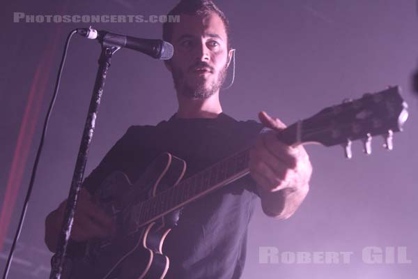 EDITORS - 2013-10-21 - PARIS - Le Trianon - Thomas Michael Henry Smith